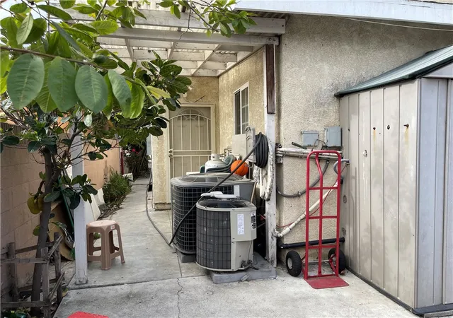 5th image of 1416 Orange, Long Beach, CA 90813 | MLS# PW25278073