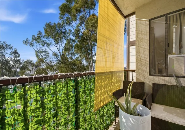 Listing Photo 4 - Condo for sale in building located at 3980 Faircross Pl, San Diego, CA 92115 - Unit #17