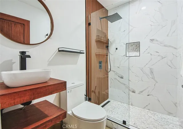 3rd image of 1321 Sanborn, Los Angeles, CA 90027 | MLS# DW25278225