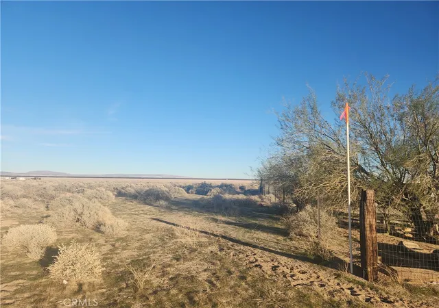 Photo 3 of Land for sale at 20 Ac Edie Rd, Hinkley, CA 92347 | MLS# HD25278233 | Listing updated on 2026-05-22