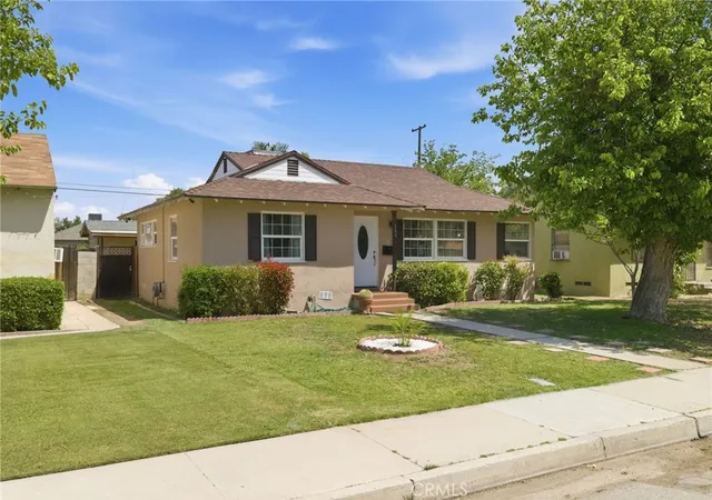 Homes for sale in Bakersfield, CA | 340 Western, Bakersfield, CA 93309 | MLS# SR25278351