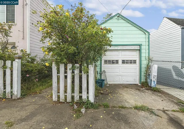 Homes for sale in San Francisco, CA | 73 Tioga Ave, San Francisco, CA 94134 | MLS# 41119440
