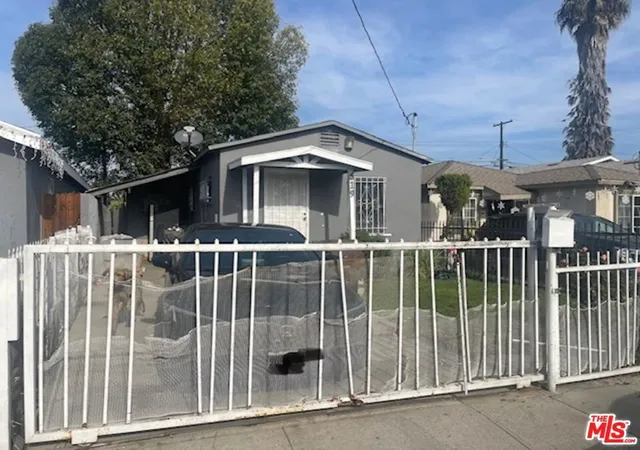 Homes for sale in Compton, CA | 619 W Cherry St, Compton, CA 90222 | MLS# 25629737
