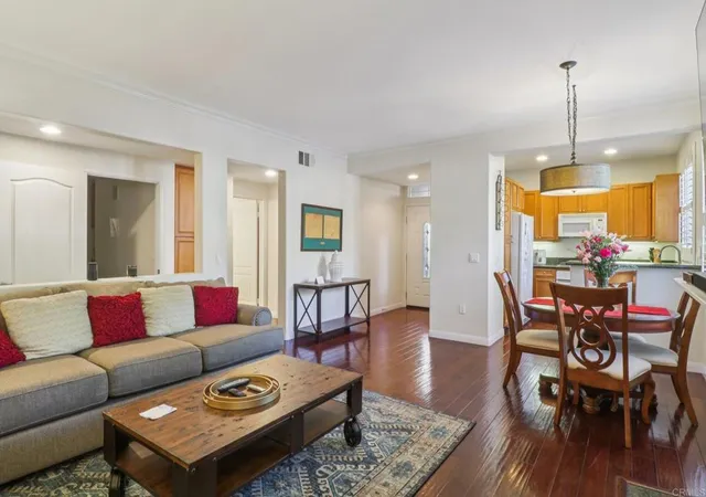 5th image of 10978 Serafina Ln, San Diego, CA 92128 | MLS# NDP2511528