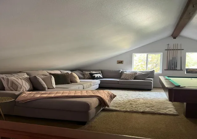 2nd image of 759 Ivy Ln, Lake Arrowhead, CA 92352 | MLS# 219140215PS