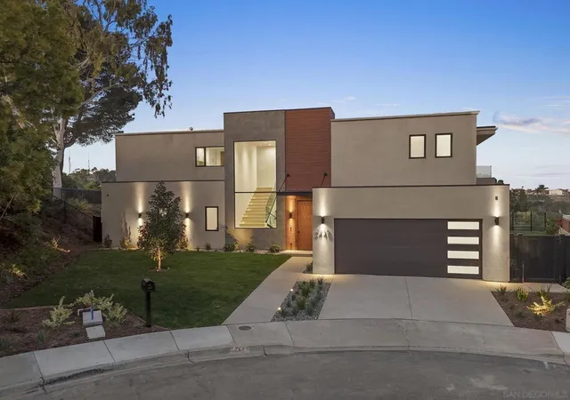 Photo 4 of Single family home for sale at 2448 Sagebrush Ct, La Jolla, CA 92037 | MLS# 250046019SD | Listing updated on 2026-09-30