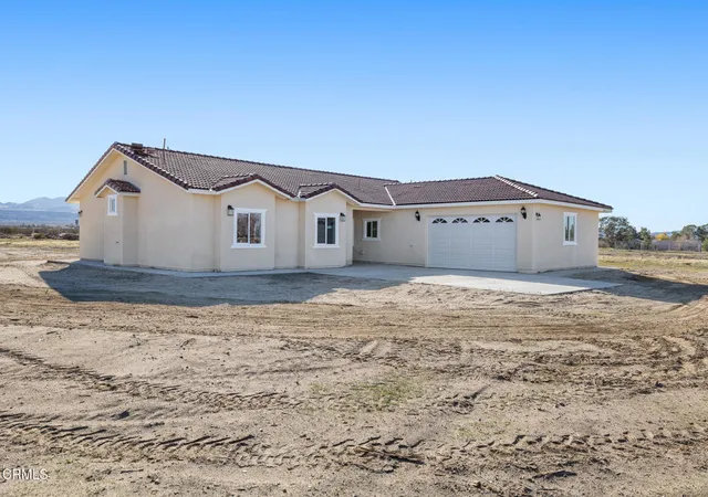 Homes for sale in Littlerock, CA | 10824 E Avenue S, Littlerock, CA 93543 | MLS# P1-25234