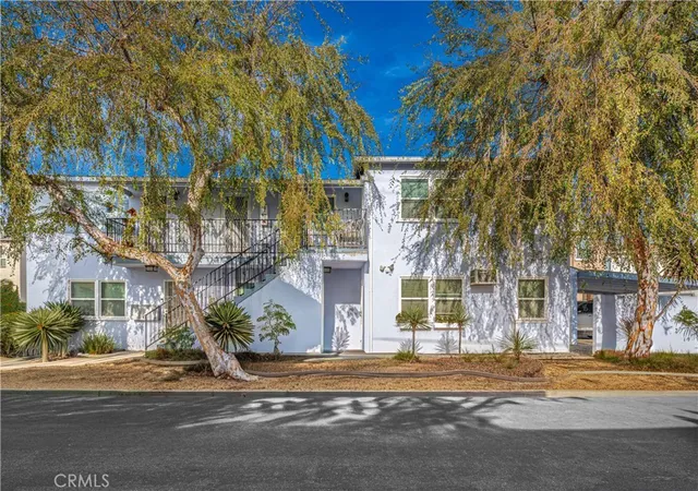 Photo 3 of Multi family home for sale at 4401 E Division St, Long Beach, CA 90803 | MLS# SB25278411 | Listing updated on 2026-06-17