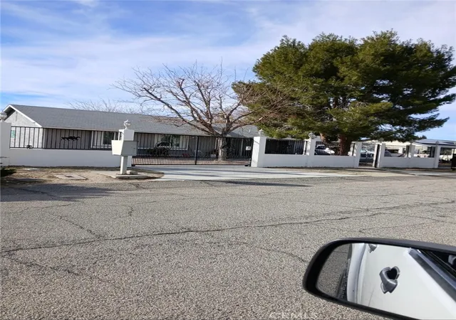 4th image of 40531 176Th E, Lancaster, CA 93535 | MLS# SR25279094