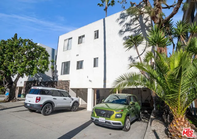 Homes for sale in Santa Monica, CA | 1243 12Th St, Santa Monica, CA 90401 | MLS# 25630313