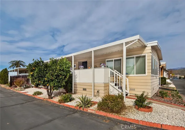 Photo 1 of Sale Pending at 45055 E Florida Ave #78, Hemet, CA 92544 | MLS# SW25278432 | Listing updated on 2026-07-15