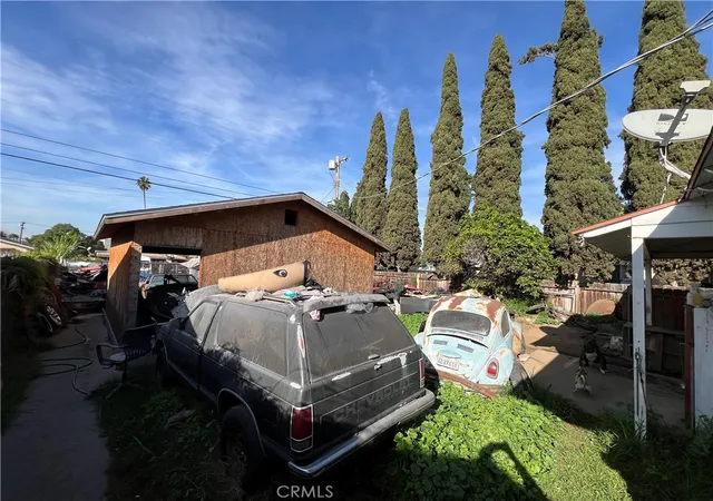 11th image of 3013 Halldale Ave, Los Angeles, CA 90018 | MLS# DW25279578
