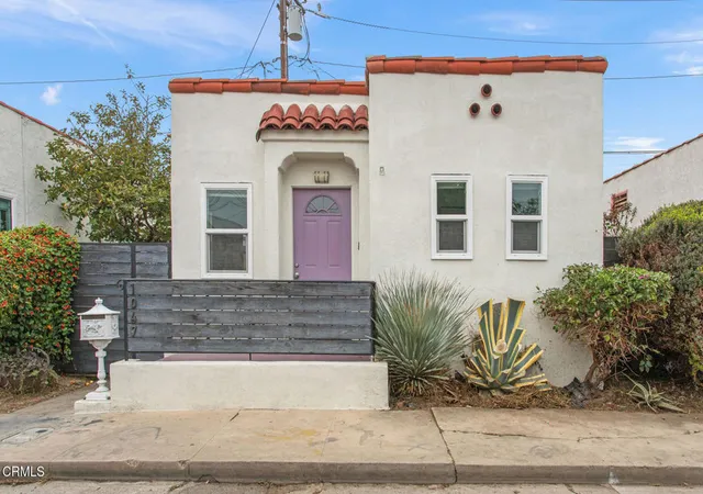 Photo 1 of Sale Pending at 1047 E Brenner Pl, Long Beach, CA 90813 | MLS# P1-25240 | Listing updated on 2026-03-01