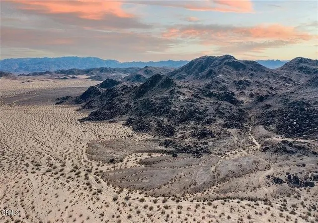 2nd image of 67090 Sunny Sands Dr, Joshua Tree, CA 92252 | MLS# V1-33837
