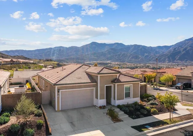 1st image of 11885 Discovery Ct, Corona, CA 92883 | MLS# 250046102SD