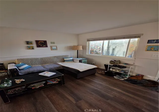 2nd image of 1211 Bryce, Ventura, CA 93003 | MLS# OC25279558