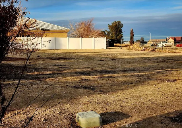 Photo 4 of Land for sale at 14762 Hartford, Helendale, CA 92342 | MLS# DW25280059 | Listing updated on 2026-05-15
