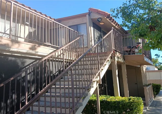 Homes for sale in Hemet, CA | 2433 West Acacia Ave, Hemet, CA 92545 | MLS# SW25280248