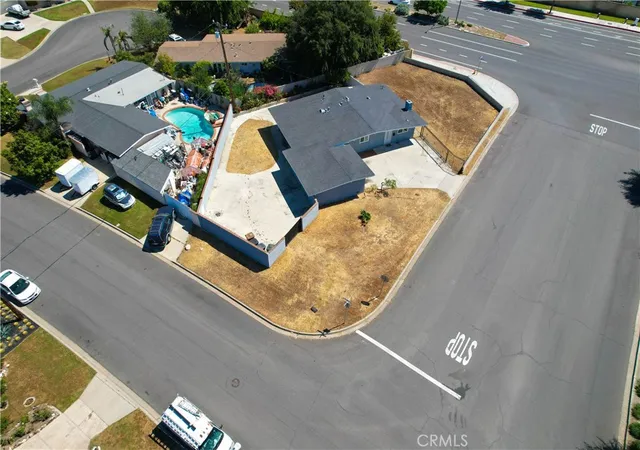 3rd image of 11192 Biscayne Ct, Garden Grove, CA 92841 | MLS# PW25280348