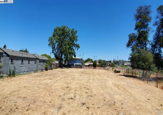 Photo 3 of Land for sale at 240 Mississippi, Vallejo, CA 94590 | MLS# 41119611 | Listing updated on 2026-01-12