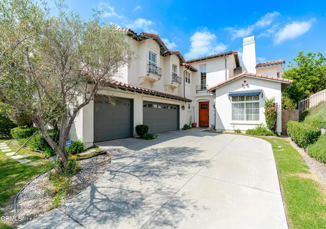 3rd image of 3751 N Hollingsworth Rd, Altadena, CA 91001 | MLS# P1-25251