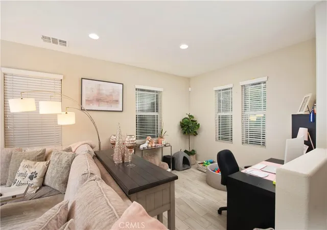 Homes for sale in Sylmar, CA | 16479 W Nicklaus #124, Sylmar, CA 91342 | MLS# SR25275783