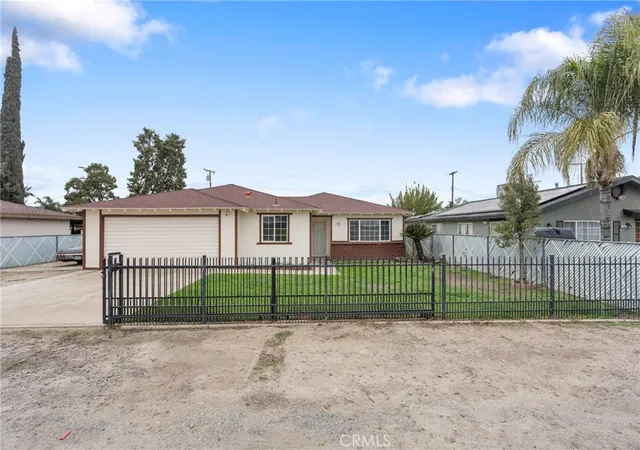 Photo 2 of Sale Pending at 749 Browning Rd, Mc Farland, CA 93250 | MLS# NS25278640 | Listing updated on 2026-09-18