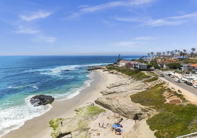 3rd image of 370 372 Nautilus Street, La Jolla, CA 92037 | MLS# 250046186SD