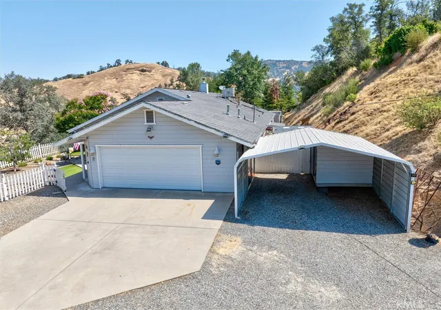 4th image of 46455 Konklin, Coarsegold, CA 93614 | MLS# FR25280838