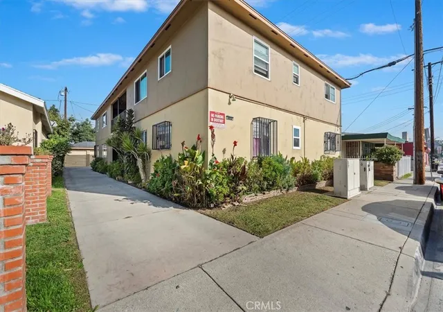 Photo 2 of Multi family home for sale at 3213 Hill, Huntington Park, CA 90255 | MLS# CV25279599 | Listing updated on 2026-09-25