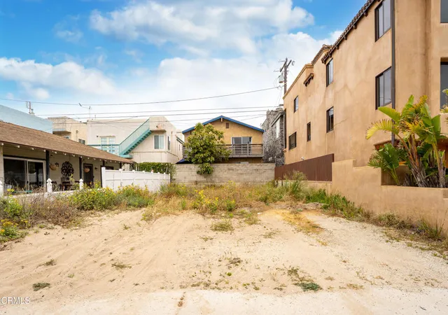 5th image of 274 Sunset Dr, Oxnard, CA 93035 | MLS# V1-33863