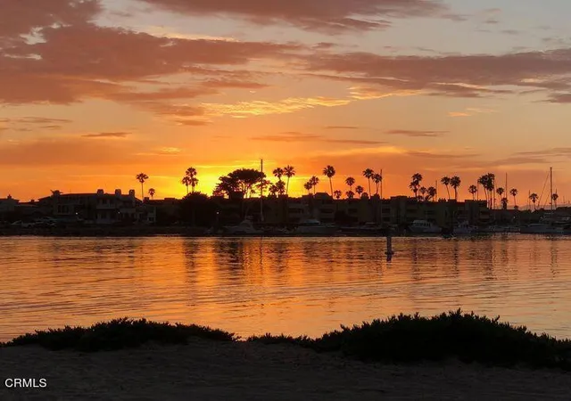 8th image of 274 Sunset Dr, Oxnard, CA 93035 | MLS# V1-33863