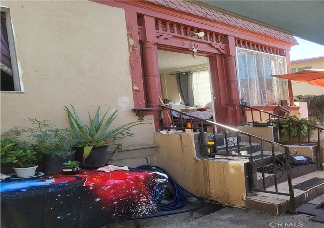 1st image of 346 N Fickett St, Los Angeles, CA 90033 | MLS# TR25281567