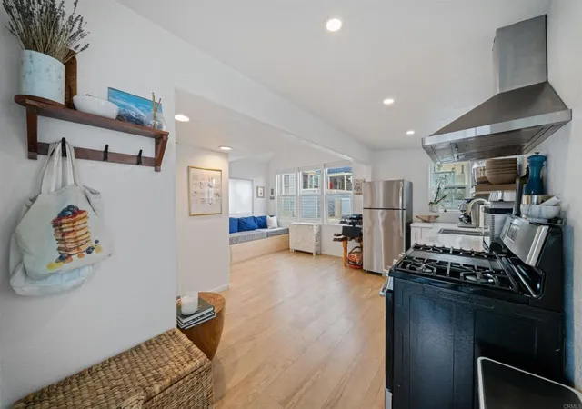 2nd image of 1624 N Coast Hwy #45, Encinitas, CA 92024 | MLS# NDP2511638