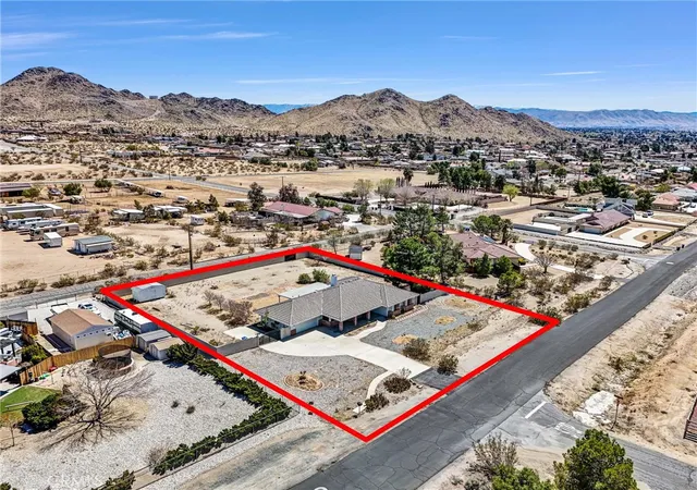 28th image of 16635 Wintun, Apple Valley, CA 92307 | MLS# SR25281809