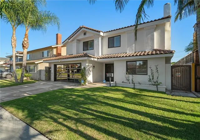 Photo 3 of Single family home for sale at 9434 Pico Vista, Downey, CA 90240 | MLS# PW25274372 | Listing updated on 2026-10-06