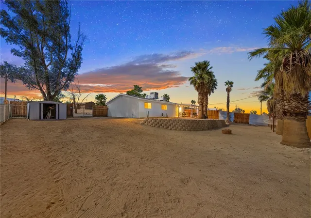 Homes for sale in 29 Palms, CA | 73904 Playa Vista Dr, 29 Palms, CA 92277 | MLS# SW26000068