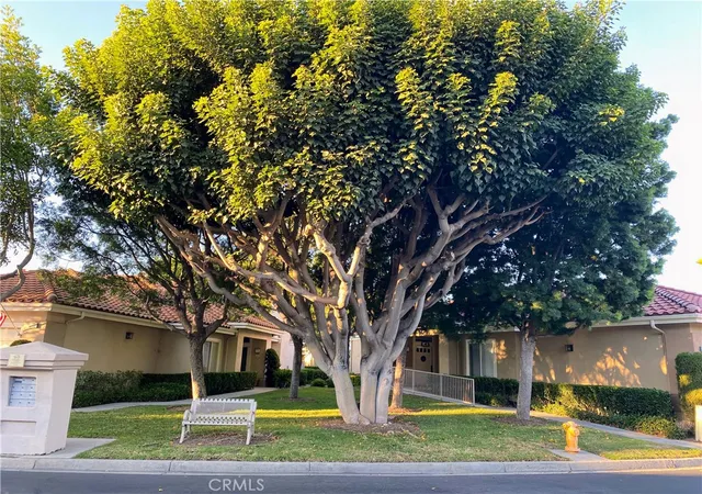 Homes for sale in Mission Viejo, CA | 28938 Paseo Caravella, Mission Viejo, CA 92692 | MLS# PW26000327
