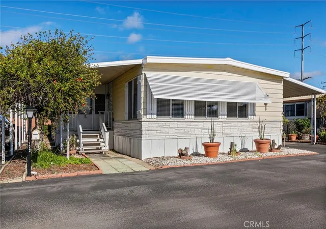 Homes for sale in Santa Maria, CA | 1701 S Thornburg St #122, Santa Maria, CA 93458 | MLS# PI25281103