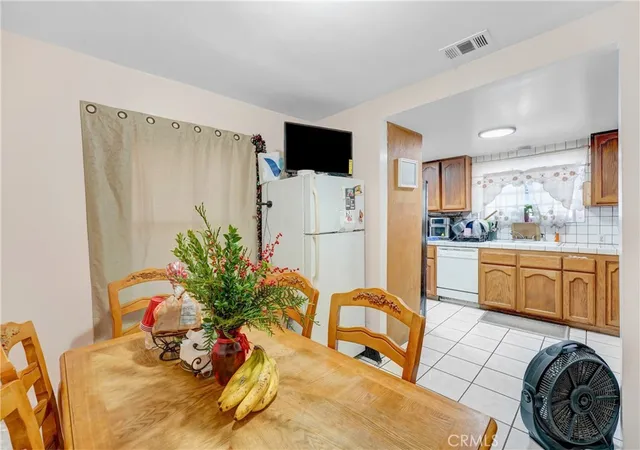 Homes for sale in Inglewood, CA | 2200 W Hardy, Inglewood, CA 90305 | MLS# PW25282083