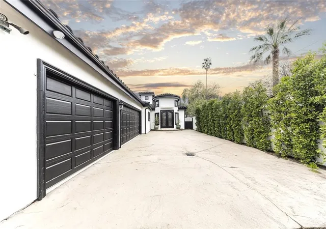 4th image of 5157 Avenida Oriente, Tarzana, CA 91356 | MLS# GD26000851