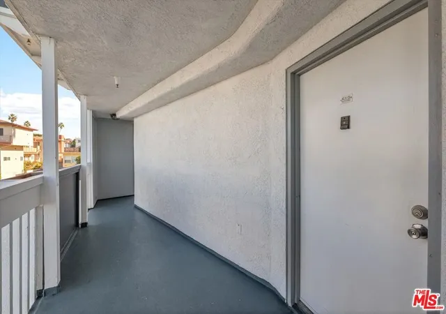 Photo 3 of Condo for sale at 615 Esplanade #512, Redondo Beach, CA 90277 | MLS# 26632501 | Listing updated on 2026-10-06