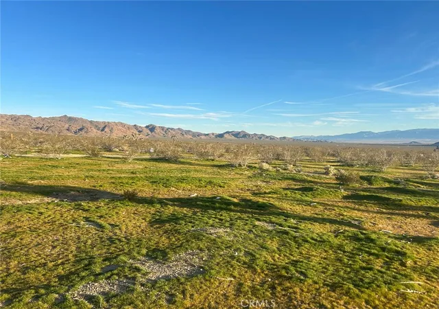 Homes for sale in Lucerne Valley, CA | 30002 Pipeline, Lucerne Valley, CA 92356 | MLS# HD26000922