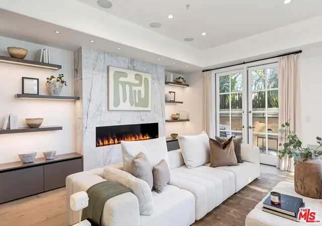 5th image of 11500 San Vicente Blvd #221, Los Angeles, CA 90049 | MLS# 26632125