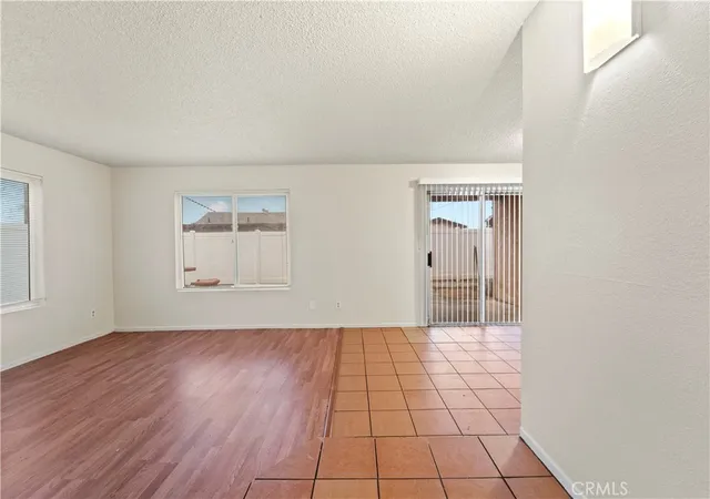 3rd image of 1071 May Lane, Barstow, CA 92311 | MLS# SW25281629