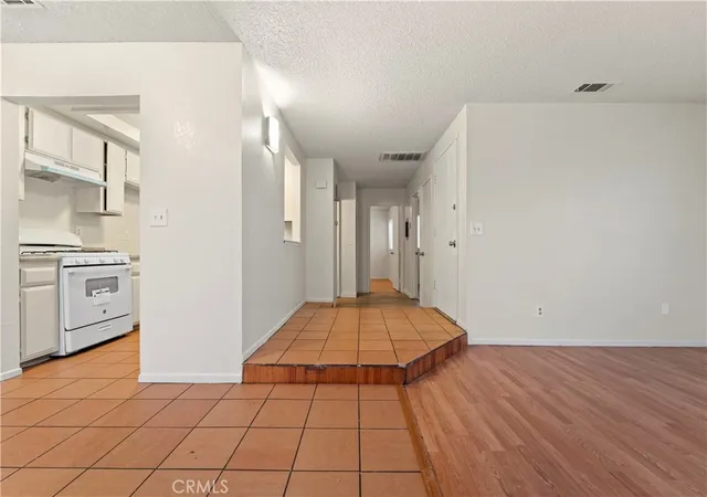 4th image of 1071 May Lane, Barstow, CA 92311 | MLS# SW25281629