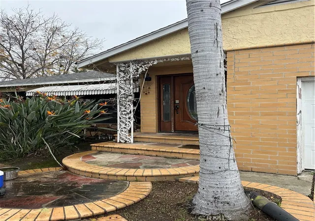 Photo 3 of Sale Pending at 12929 S Central, Los Angeles, CA 90059 | MLS# IN26001054 | Listing updated on 2026-09-08