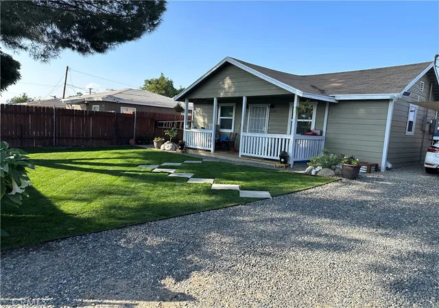 2nd image of 25226 Court, San Bernardino, CA 92410 | MLS# CV26001340