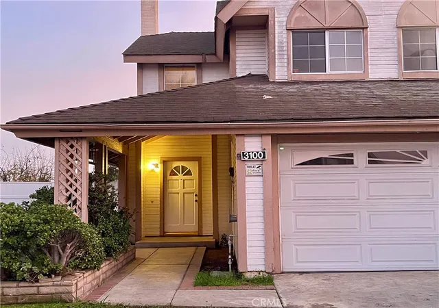 2nd image of 3100 Jeannie Cmn, Santa Ana, CA 92703 | MLS# PW26001547