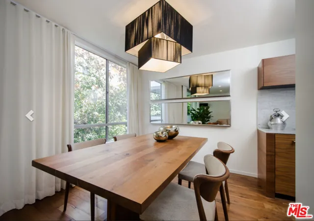 2nd image of 406 N Oakhurst Dr #204, Beverly Hills, CA 90210 | MLS# 26632575